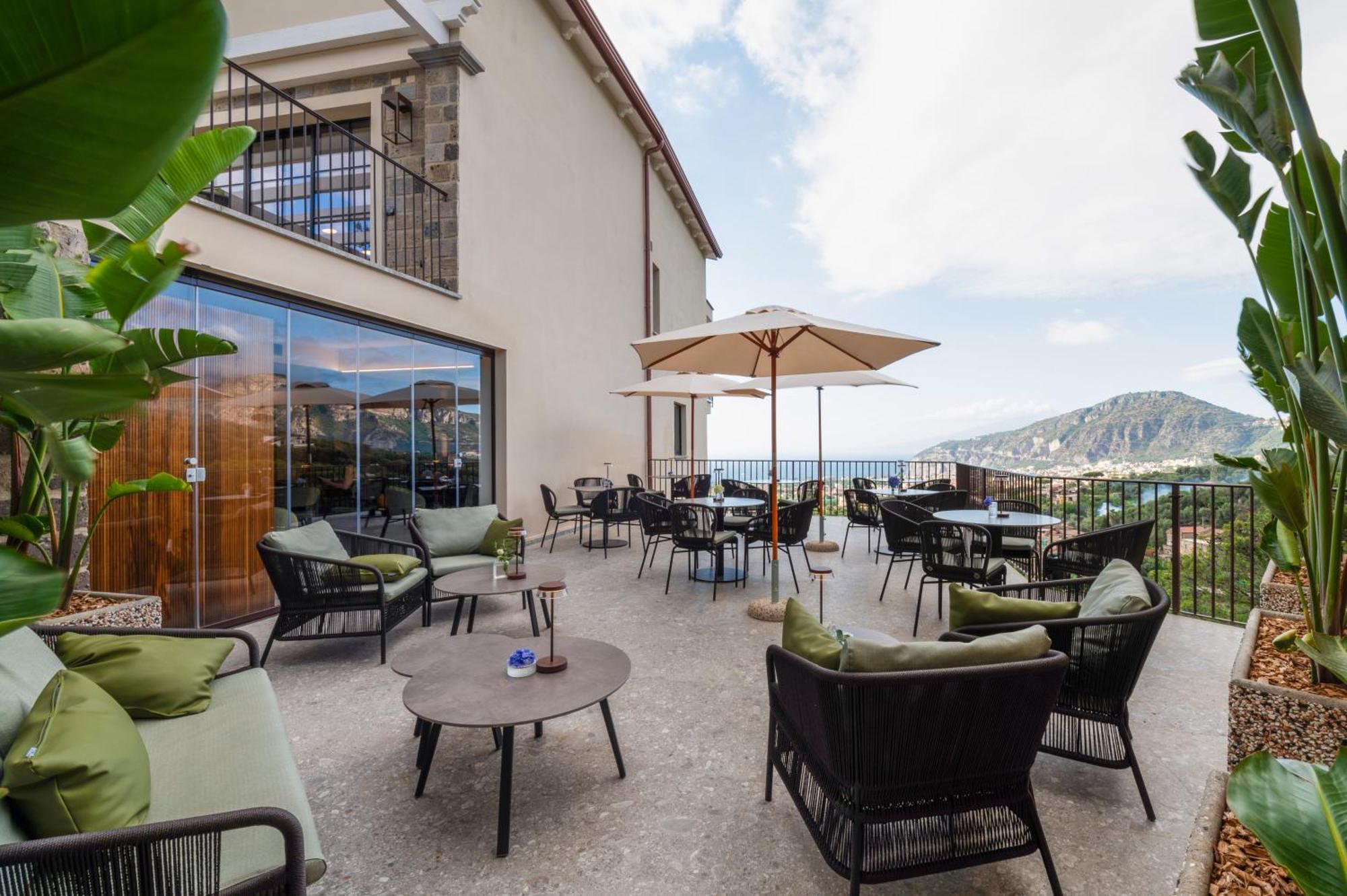Caruso Sea View Hotel Sorrento Exterior photo