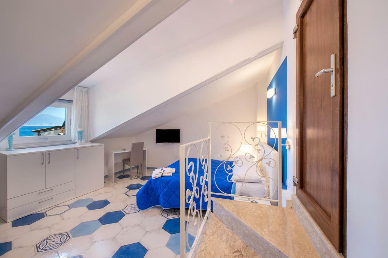 Caruso Sea View Hotel Sorrento Exterior photo