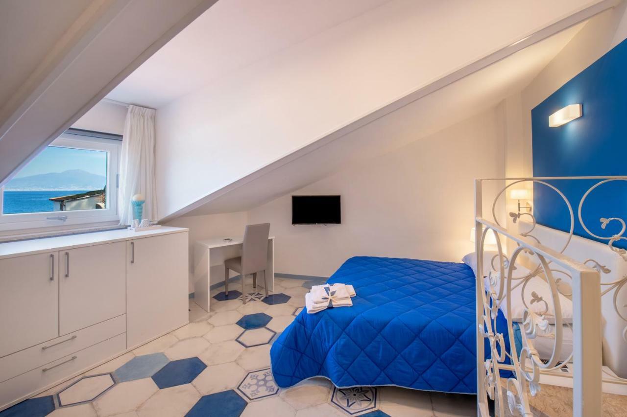 Caruso Sea View Hotel Sorrento Exterior photo